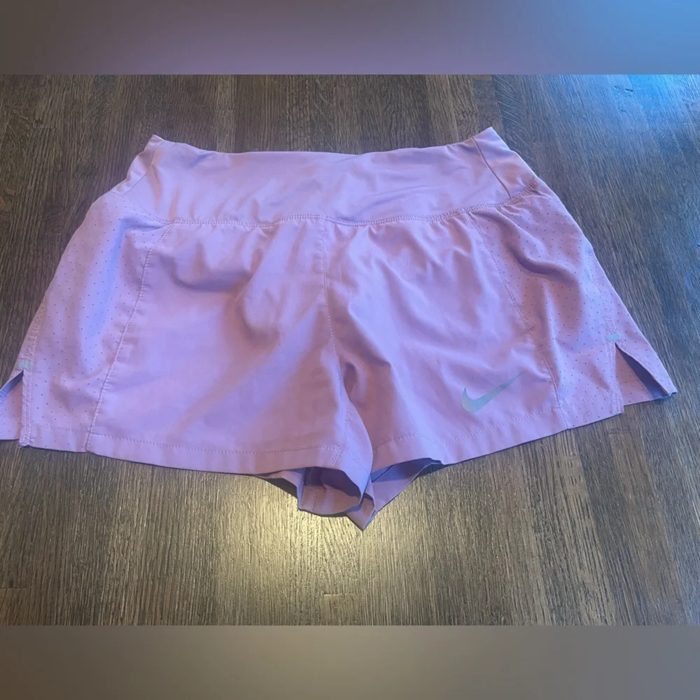 Nike Dri-Fit Shorts Run Hike Walk Play Activewear - XS